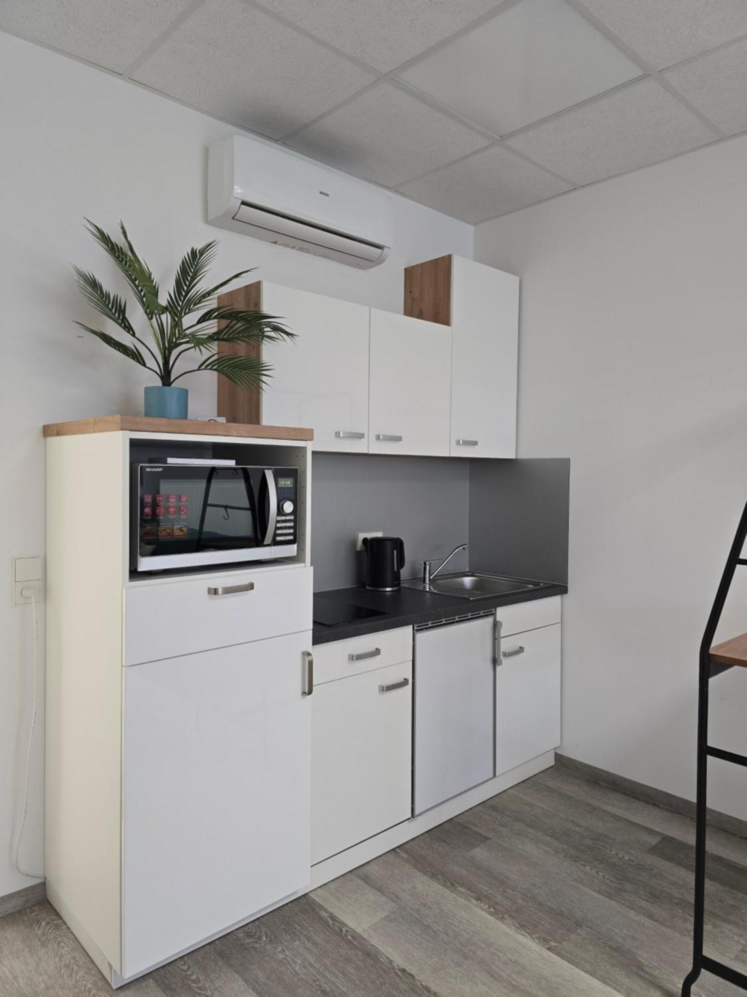 Doppelzimmer-Studio Fuer 2 Ramstein-Miesenbach Exterior foto
